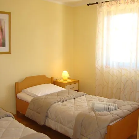 Poldrugovac * Labin (Istria)